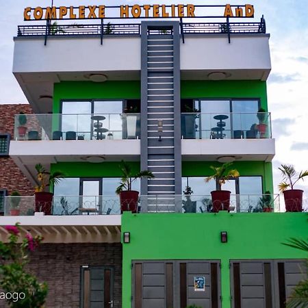 Complexe Hotelier And 瓦加杜古 外观 照片